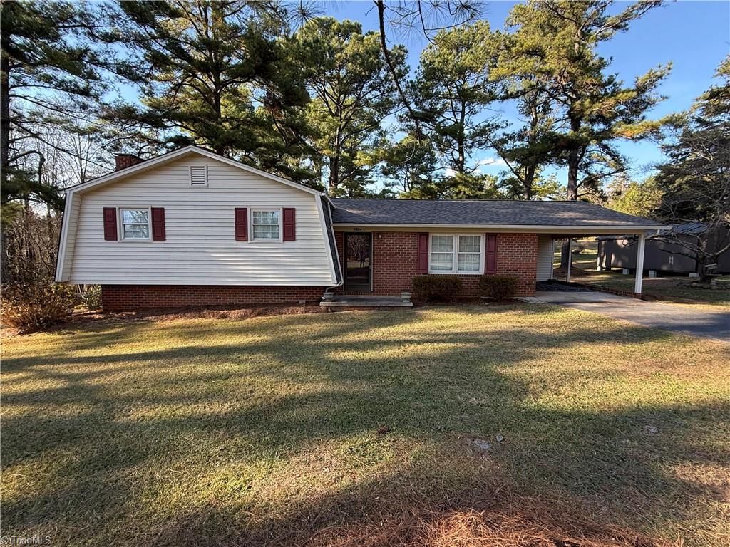 Photo of 4804 Old Lexington Road, Asheboro, NC 27205 (MLS # 1202981)