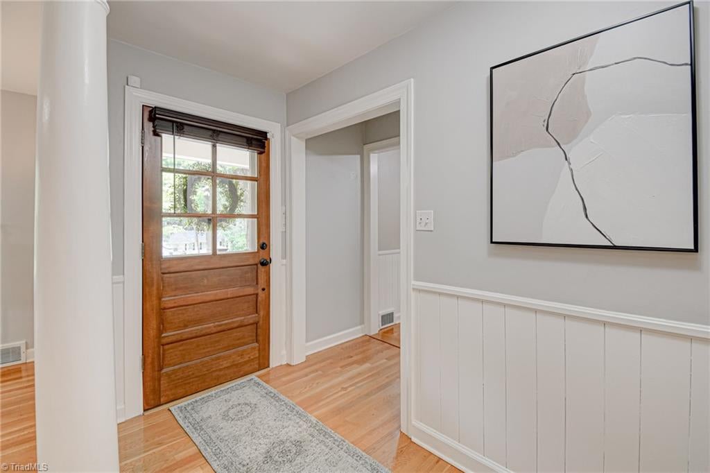 Photo of 1016 Fenimore Street, Winston-Salem, NC 27103 (MLS # 1224948)