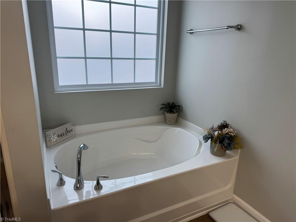 6811 Seattle Slew Place, Whitsett, North Carolina image 17