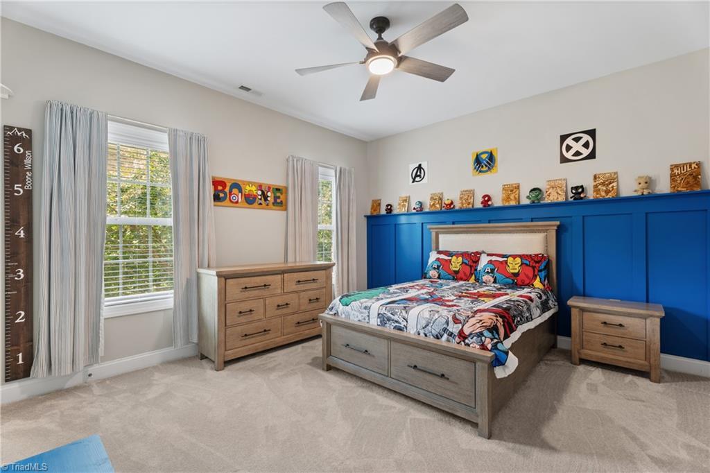 Kernersville, North Carolina 27284, United States, 3 Bedrooms Bedrooms, ,4 BathroomsBathrooms,Residential,Active,196202