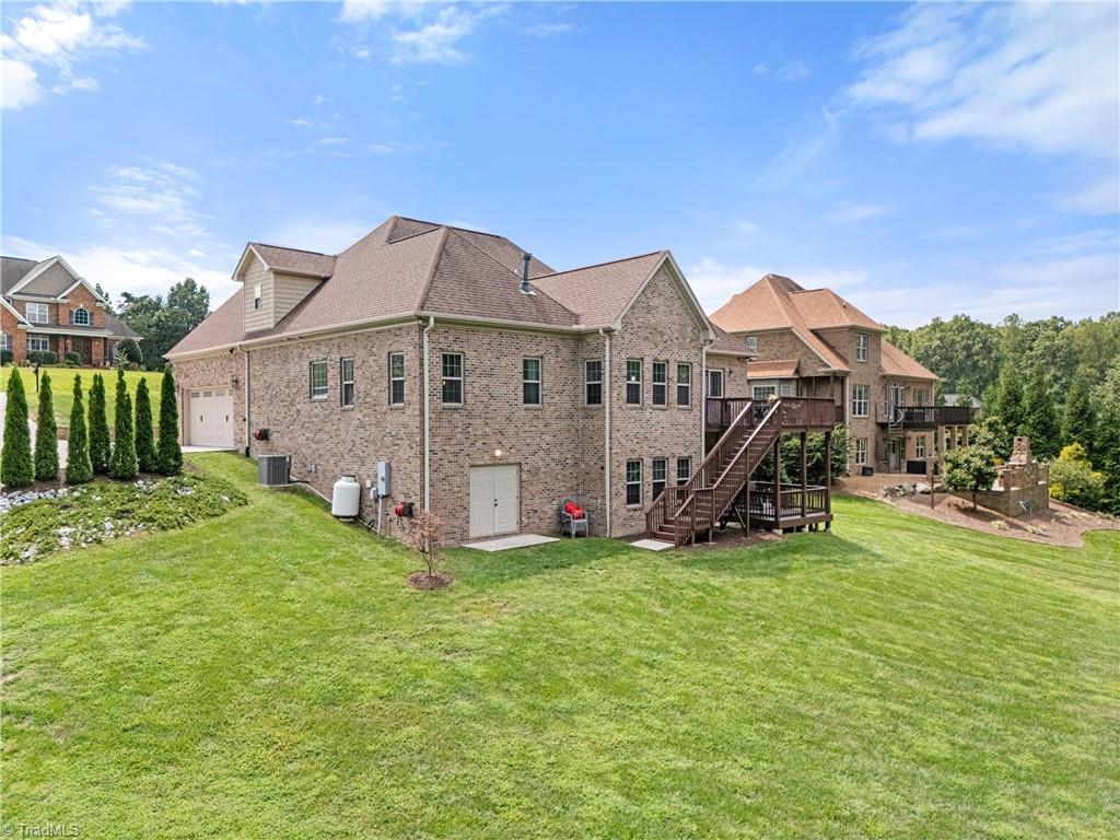 Kernersville, North Carolina 27284, United States, 3 Bedrooms Bedrooms, ,4 BathroomsBathrooms,Residential,Active,196202