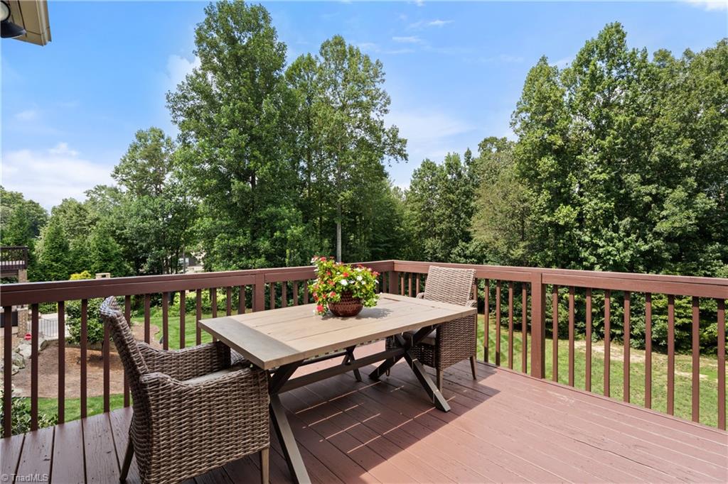 Kernersville, North Carolina 27284, United States, 3 Bedrooms Bedrooms, ,4 BathroomsBathrooms,Residential,Active,196202