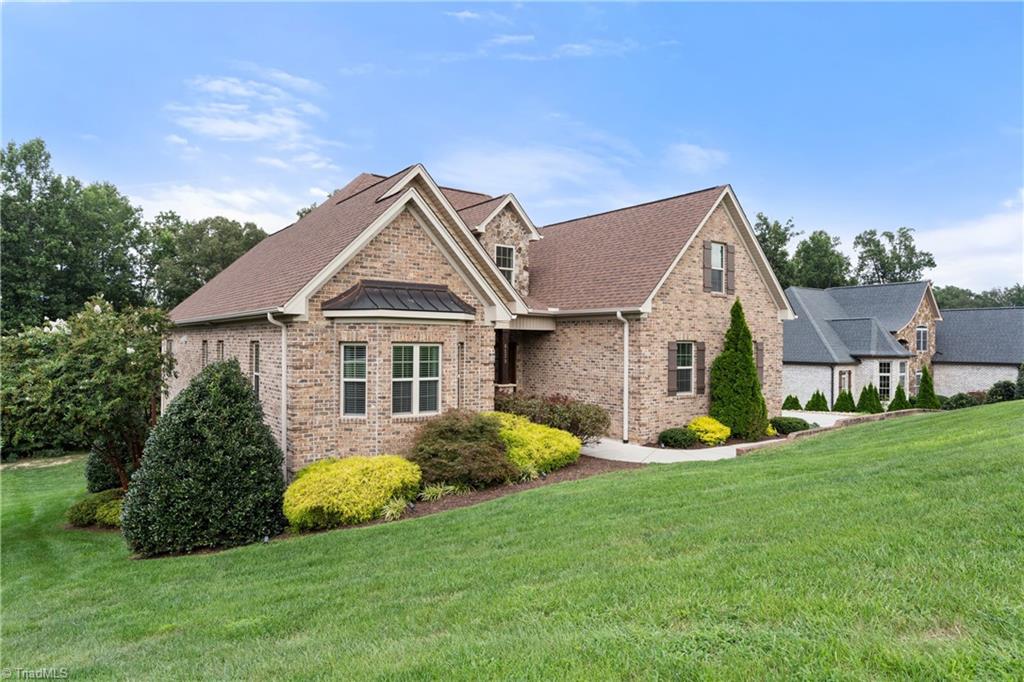 Kernersville, North Carolina 27284, United States, 3 Bedrooms Bedrooms, ,4 BathroomsBathrooms,Residential,Active,196202