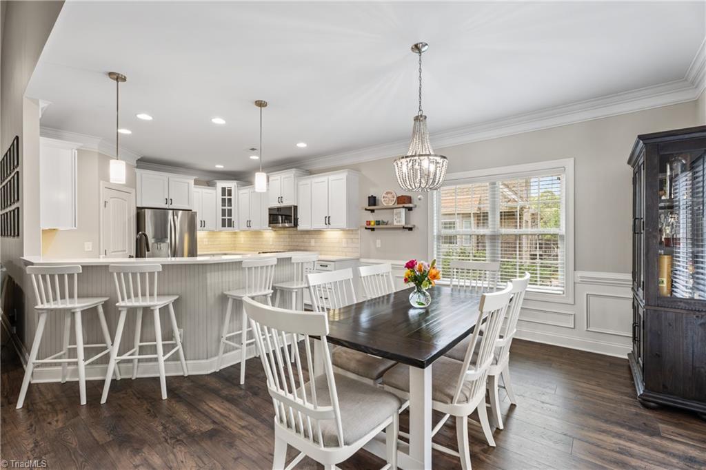 Kernersville, North Carolina 27284, United States, 3 Bedrooms Bedrooms, ,4 BathroomsBathrooms,Residential,Active,196202