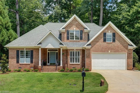 Homes For Sale - 14 Dunlin Square<br/> Guilford County, Greensboro, NC 27455