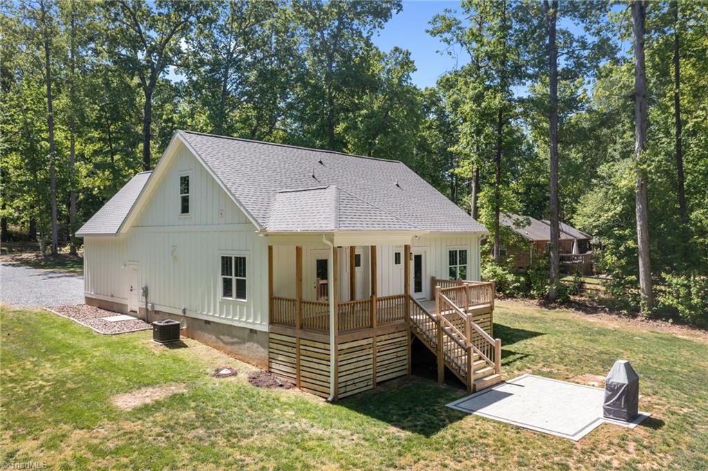 168 Hunters Glen Drive