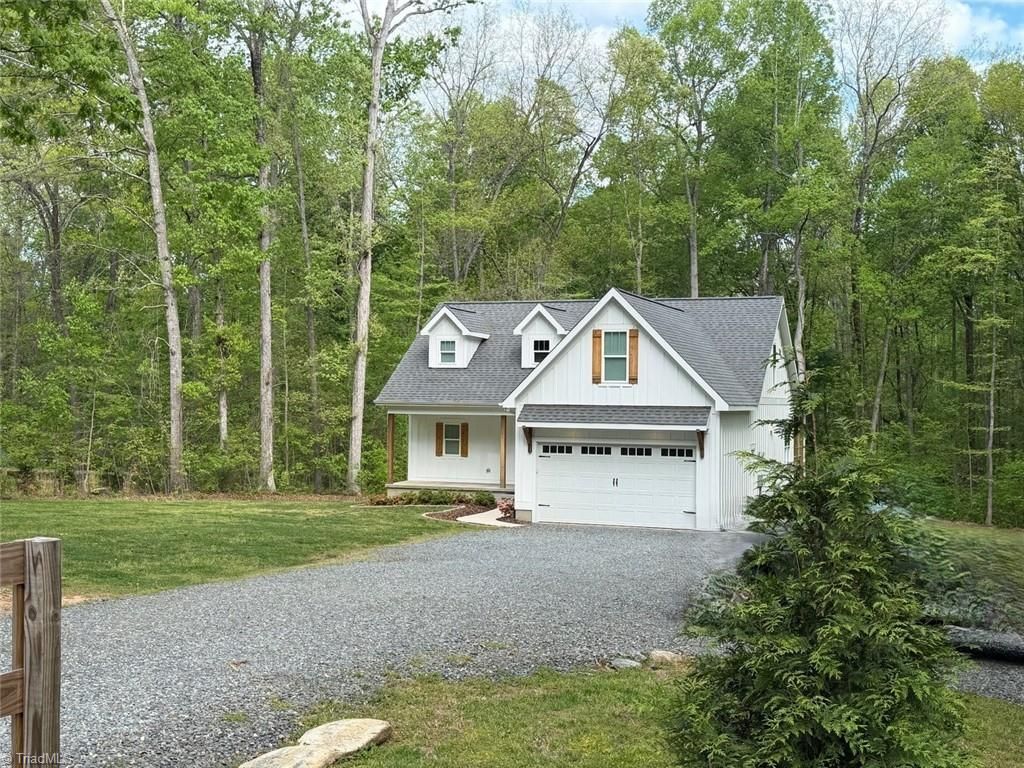Photo of 168 Hunters Glen Drive, Summerfield, NC 27358 (MLS # 1216430)