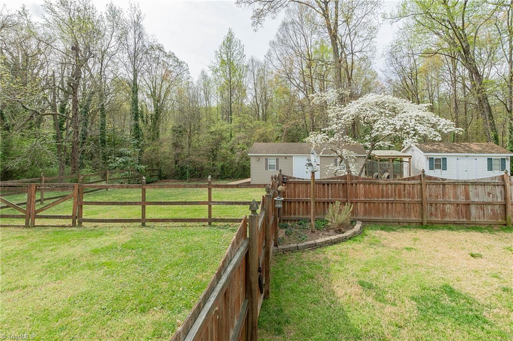 1317 Brookwood Drive, Reidsville, North Carolina image 41