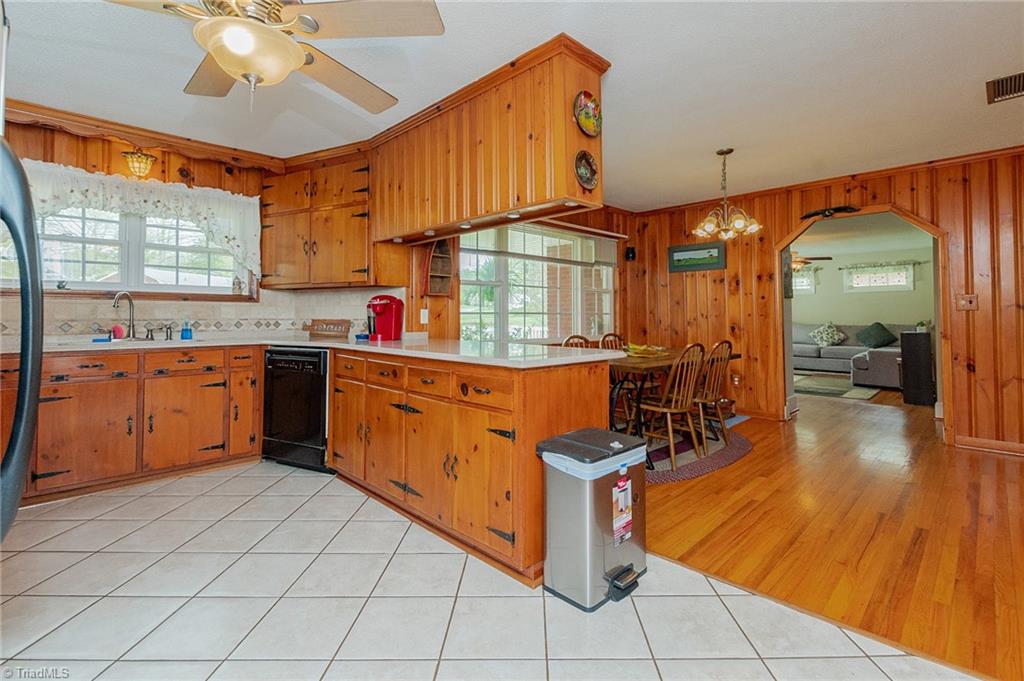 1317 Brookwood Drive, Reidsville, North Carolina image 12
