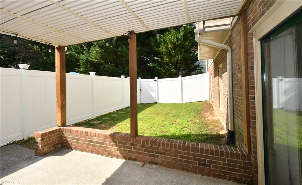 6825 Breckingridge Lane, Clemmons, North Carolina image 30