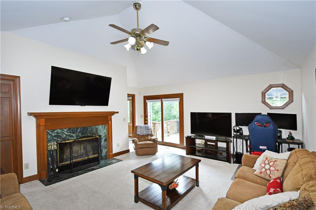 6825 Breckingridge Lane, Clemmons, North Carolina image 9