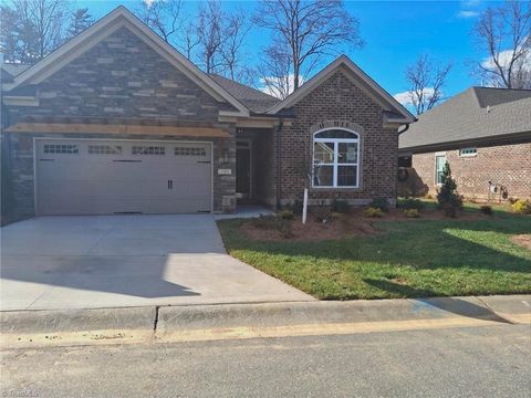 Townhouse For Sale - 1265 Talisker Way<br/> Burlington, NC 27215