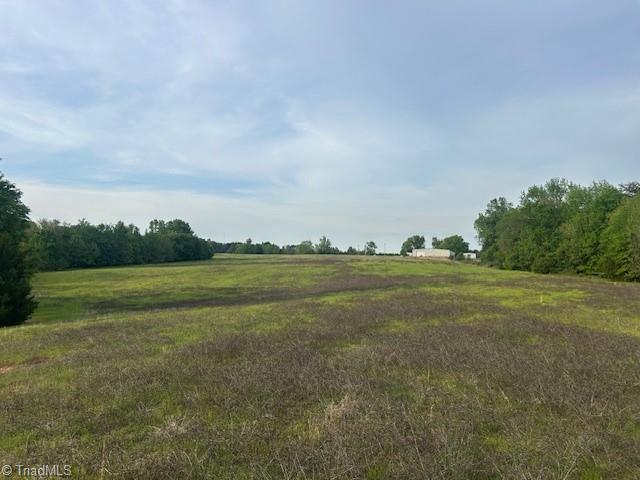 2335 Holiday Loop, Reidsville, North Carolina image 15