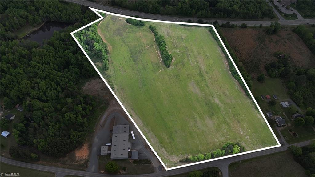 2335 Holiday Loop, Reidsville, North Carolina image 5