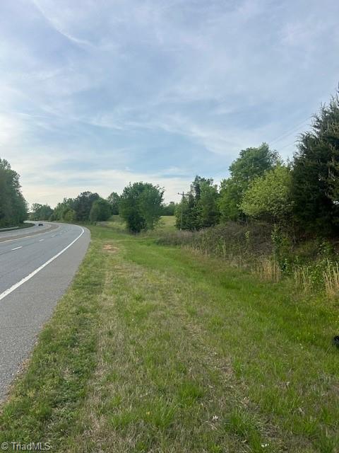2335 Holiday Loop, Reidsville, North Carolina image 18