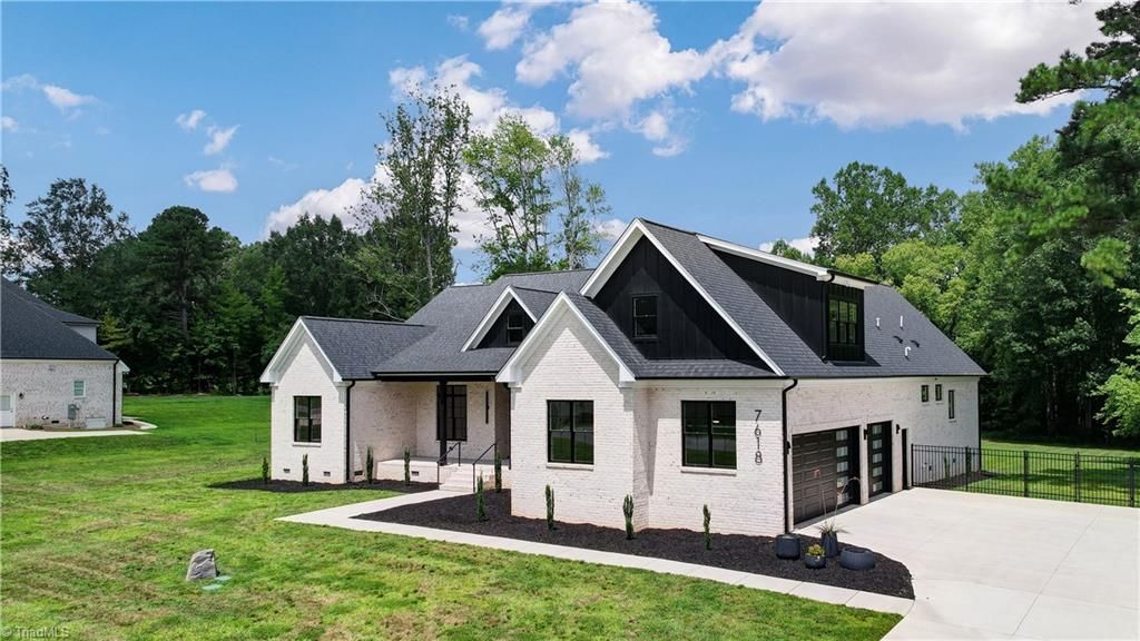 Photo of 7618 Pemberley Drive, Oak Ridge, NC 27310 (MLS # 1190919)