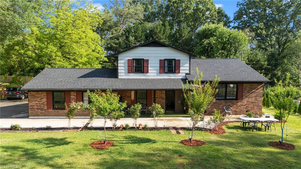 6640 Springfield Drive, Clemmons, North Carolina image 1