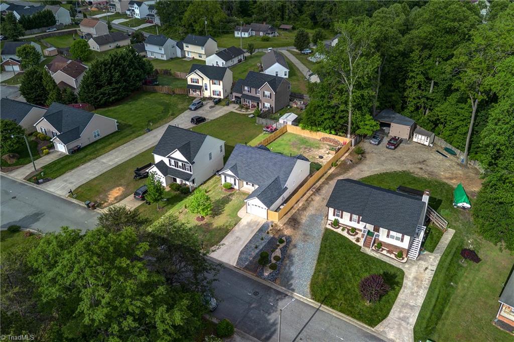 4015 Summit View Drive, Greensboro, North Carolina image 39