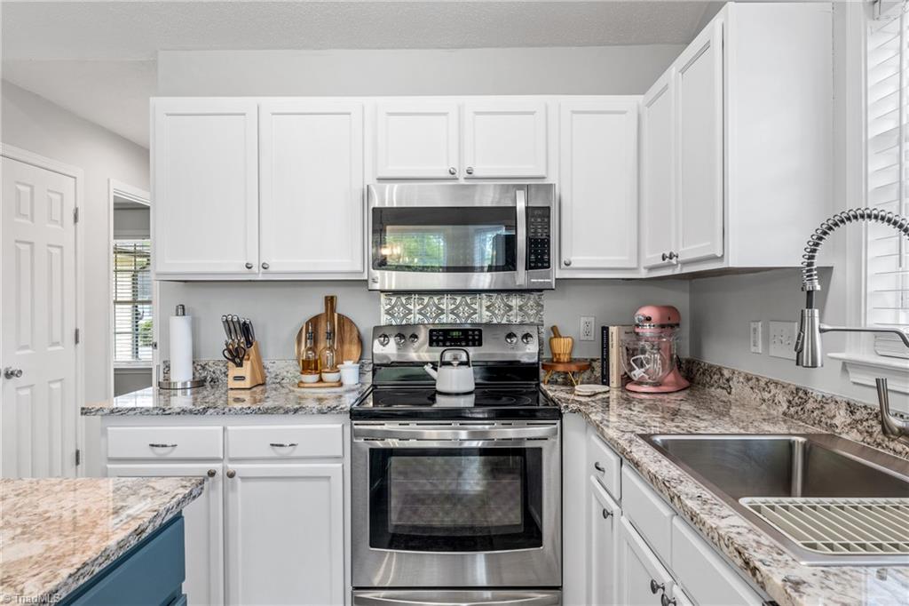 4015 Summit View Drive, Greensboro, North Carolina image 12