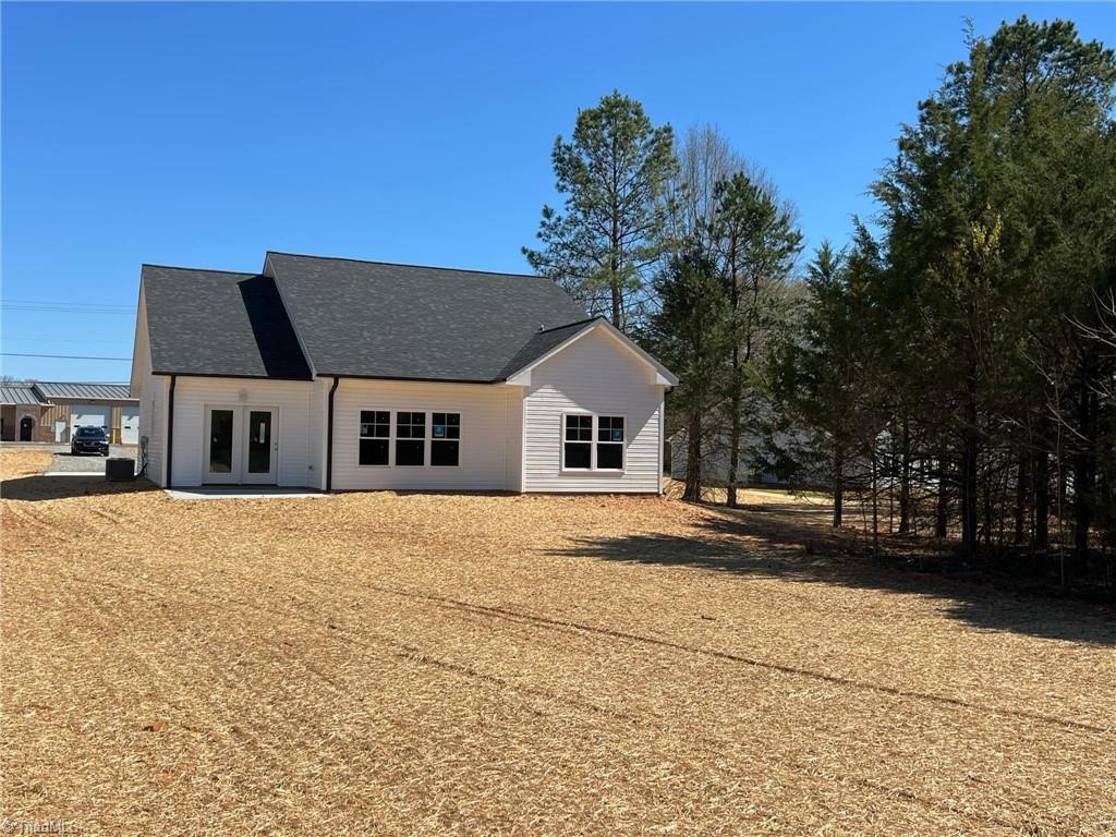 610 Carolina Avenue, Yadkinville, North Carolina image 20