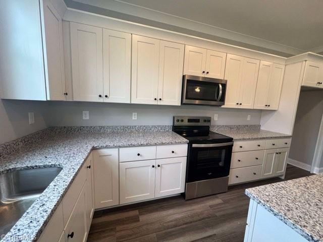 610 Carolina Avenue, Yadkinville, North Carolina image 2