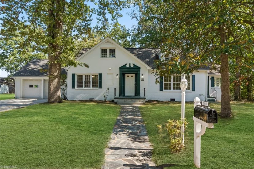 103 Jones Avenue, photo 1 of 50