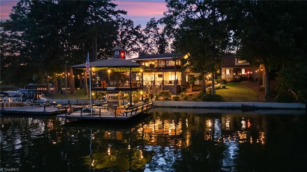 Photo of 360 Tamarac Shores Drive, Salisbury, NC 28146 (MLS # 1195308)