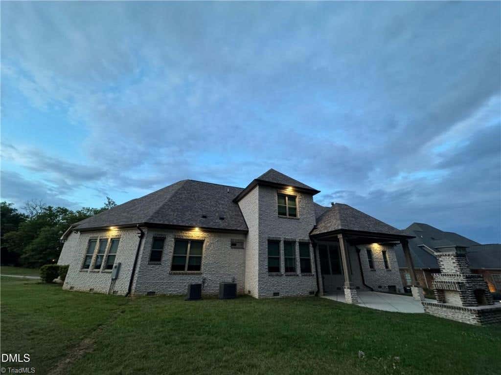 Photo of 1477 Cappoquin Way, Burlington, NC 27215 (MLS # 1223441)