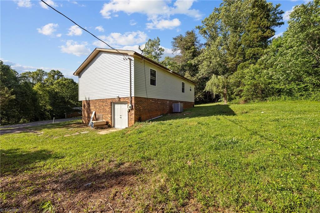 220 Glen Terrace, Mount Airy, North Carolina image 29