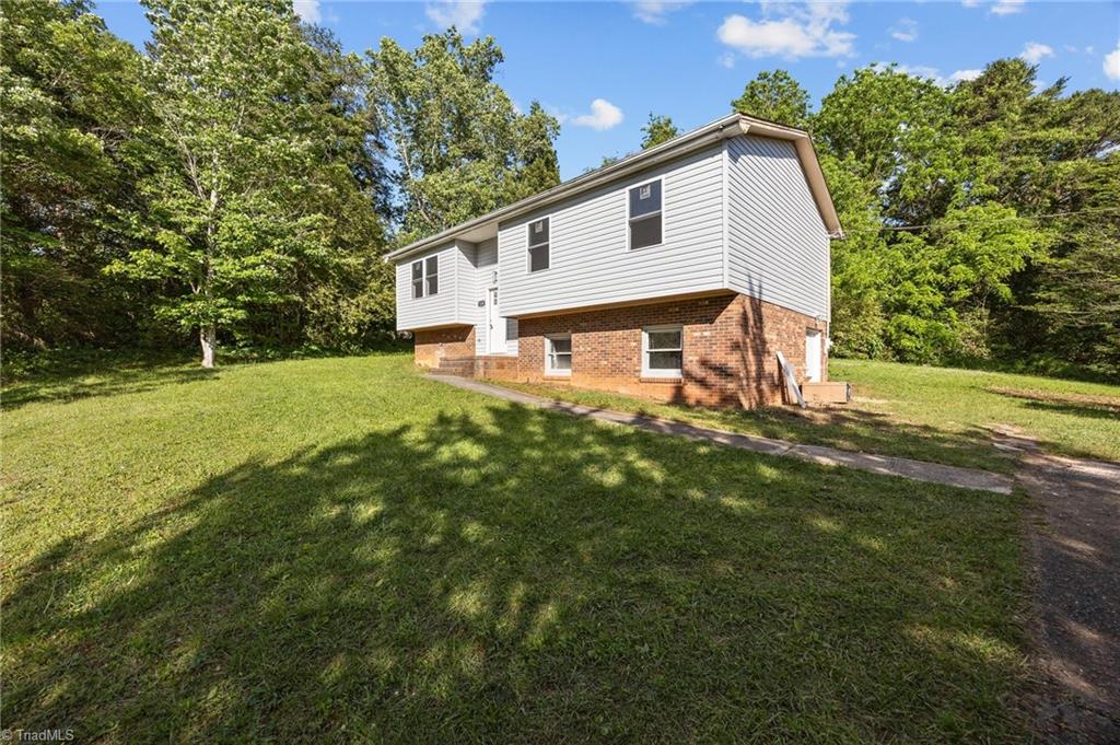 220 Glen Terrace, Mount Airy, North Carolina image 28
