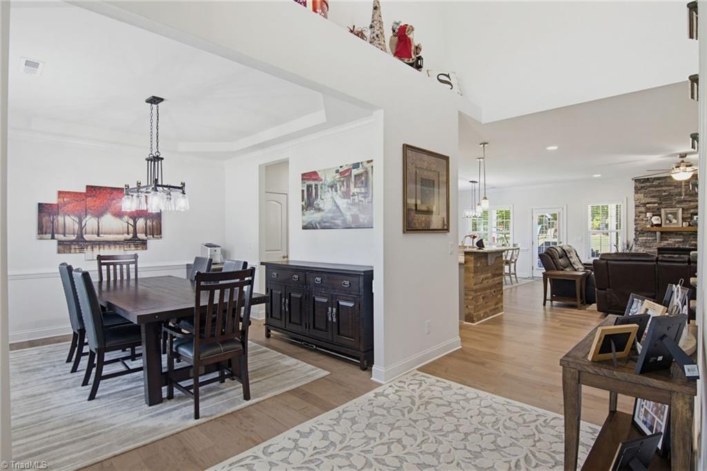 5009 Labella Court