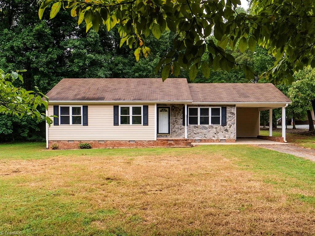 948 W Greensboro Chapel Hill Road, Snow Camp, NC, 27349