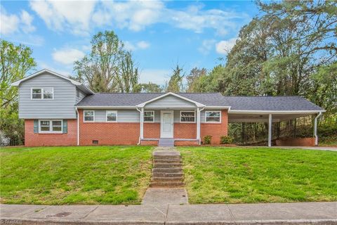 2308 Elbon Drive Winston-Salem NC 27105