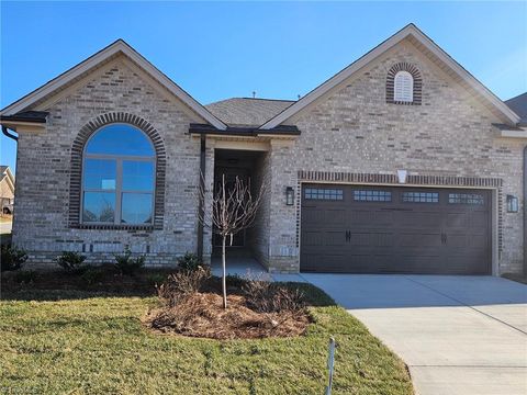 Townhouse For Sale - 1522 Oakbluffs Drive<br/> Colfax, NC 27235