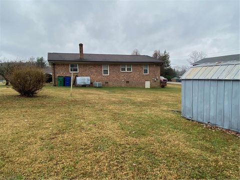 A home in Mount Airy