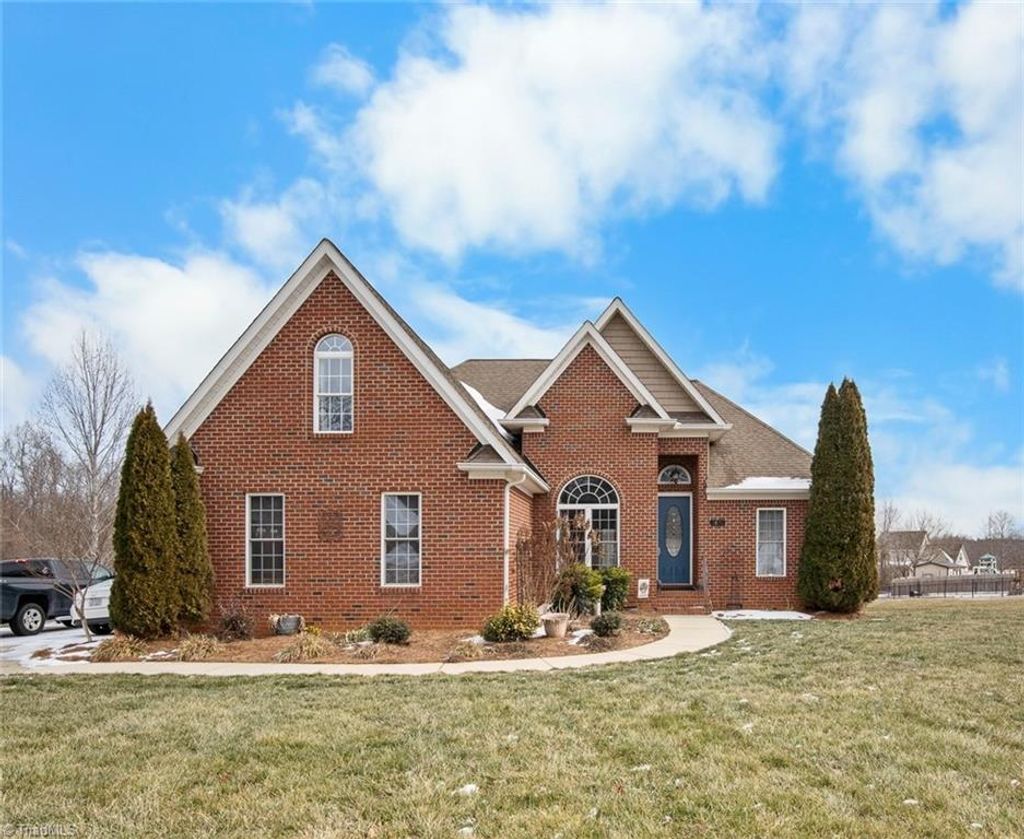 Photo of 3870 Hangar Run, Sophia, NC 27350 (MLS # 1209054)