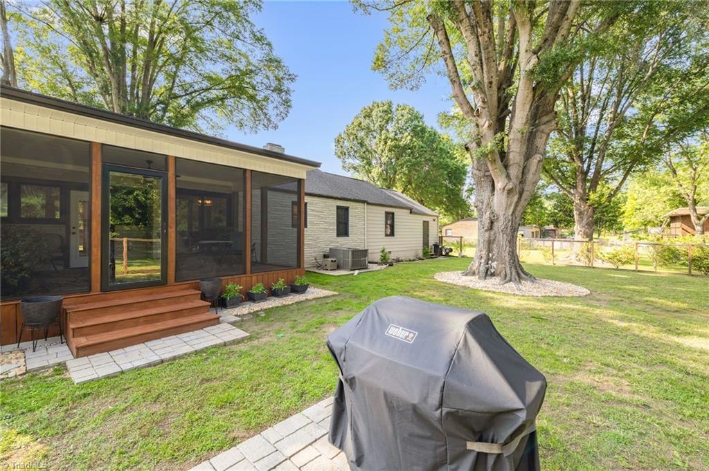 900 Friendly Road, Eden, North Carolina image 25