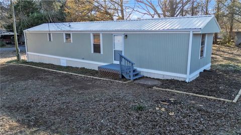 4179 Deerfield Drive Maiden NC 28650