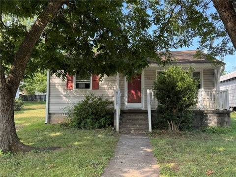 Homes For Sale - 902 Watson Street<br/> Reidsville, NC 27320