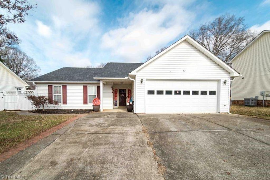 Photo of 1841 Camden Forest Drive, Winston-Salem, NC 27127 (MLS # 1204104)