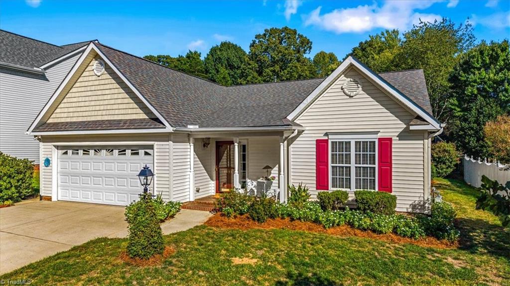Photo of 1891 Longmont Drive, Kernersville, NC 27284 (MLS # 1237632)