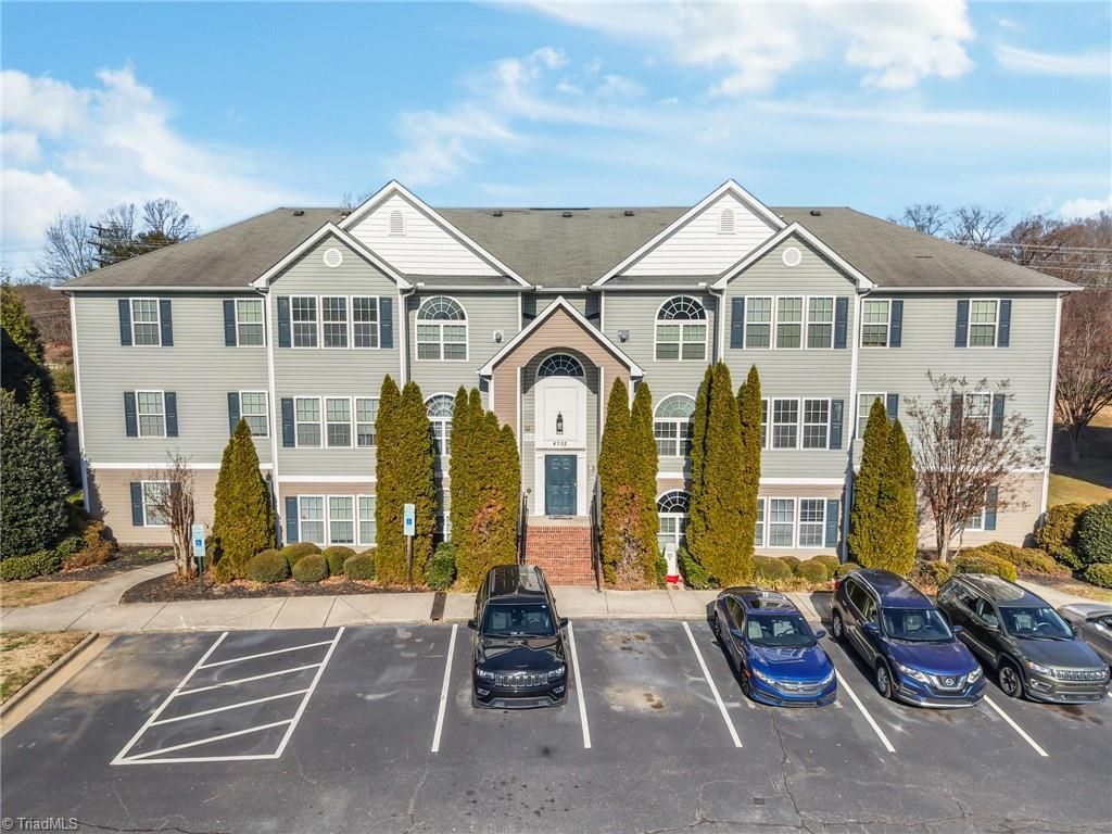 Photo of 4702 Pennoak Lane, Greensboro, NC 27407 (MLS # 1205197)