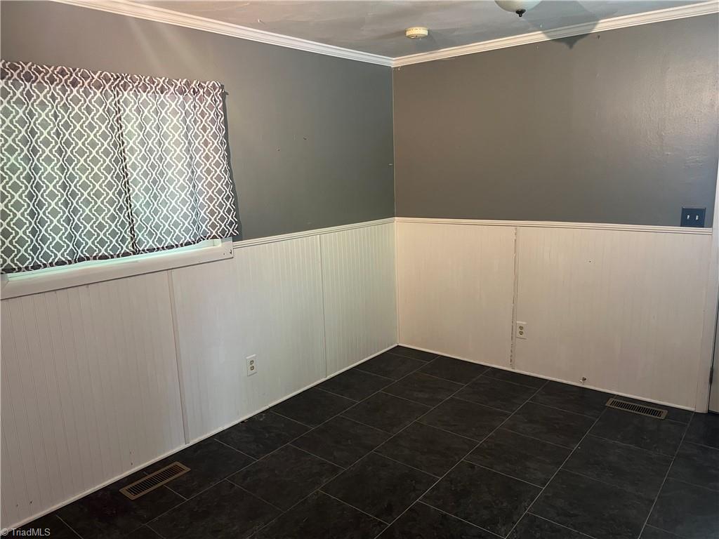 240 Byerly Street, Mount Airy, North Carolina image 16