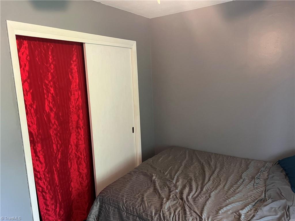240 Byerly Street, Mount Airy, North Carolina image 32