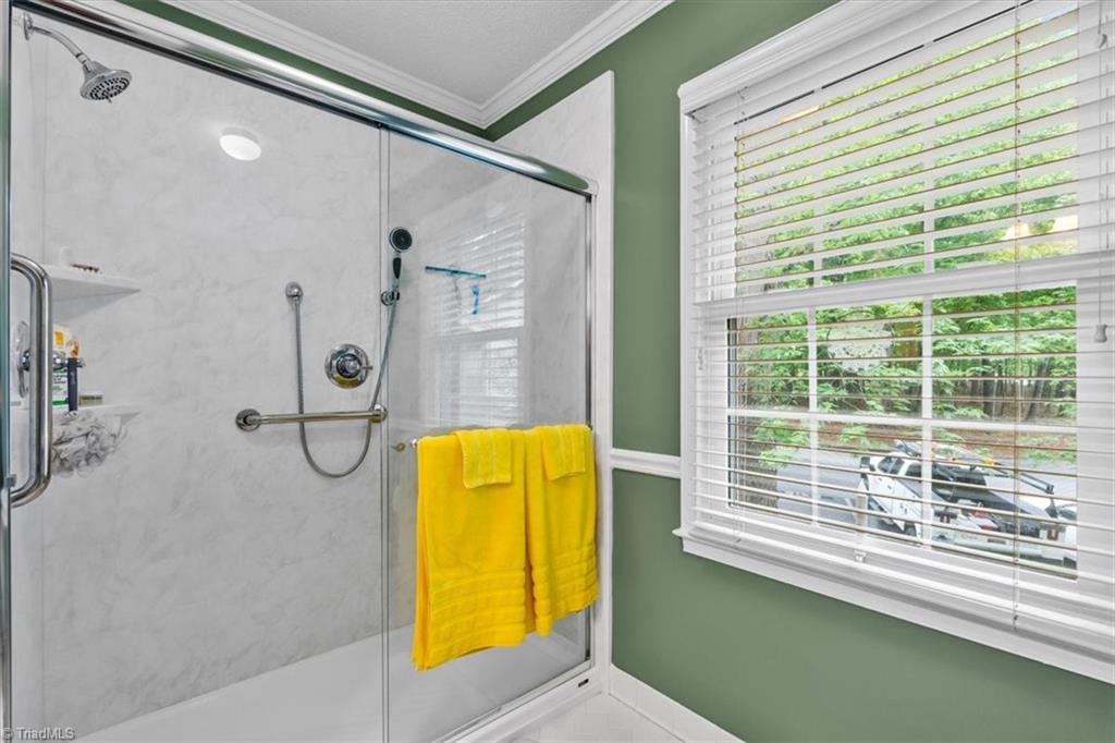 2418 Cottage Place, Greensboro, North Carolina image 24