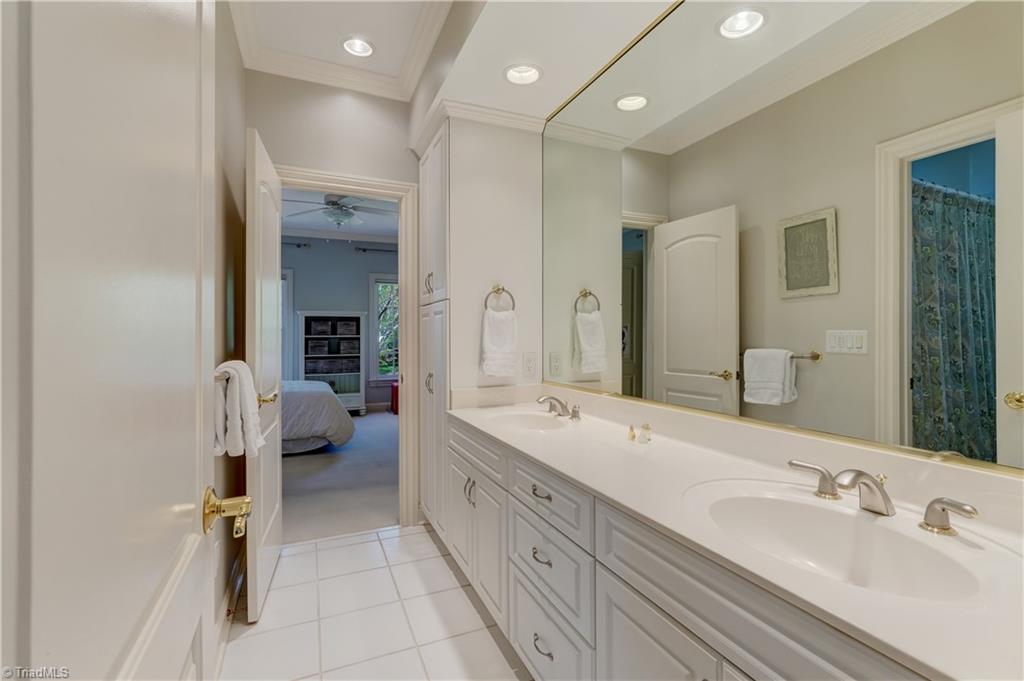 10 Sunfish Point, Greensboro, North Carolina image 31