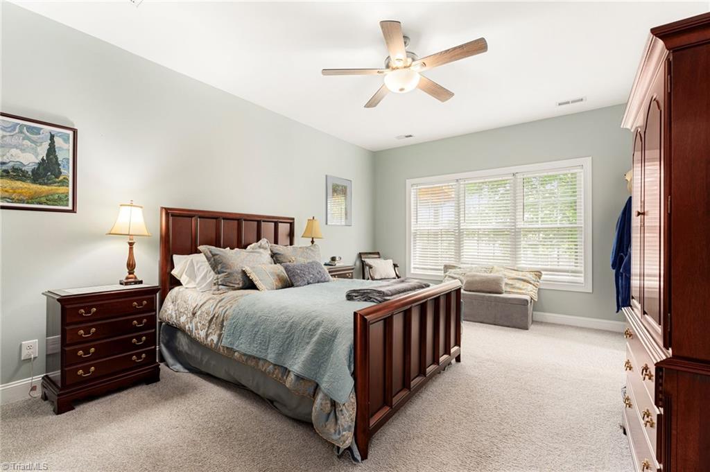 8210 Hunters Drive, Greensboro, North Carolina image 19
