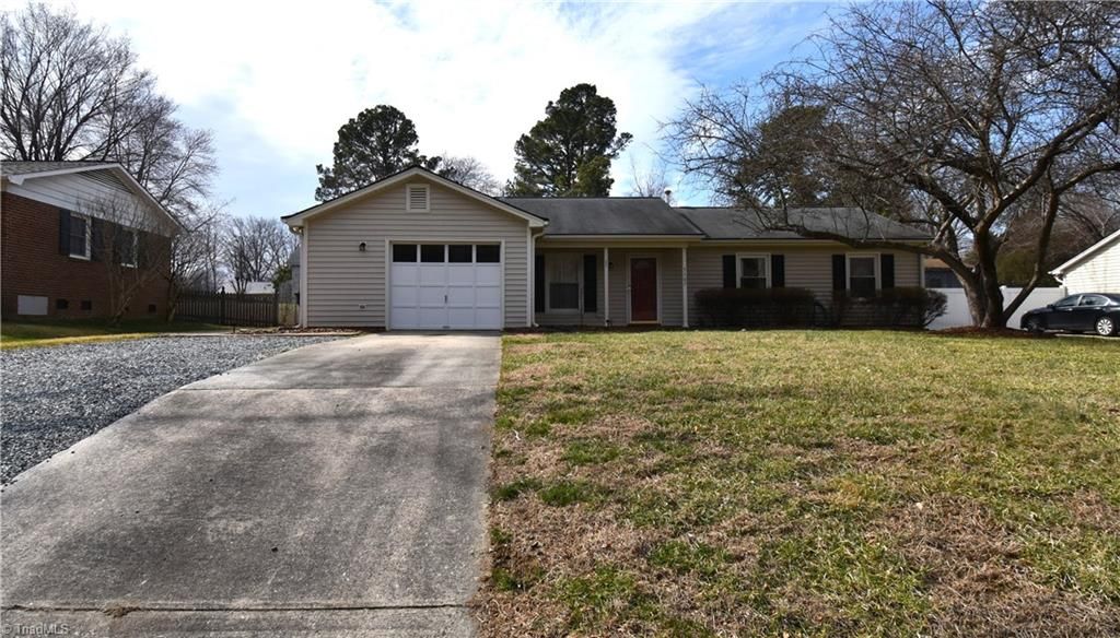 Photo of 5107 Bayberry Lane, Greensboro, NC 27455 (MLS # 1211326)