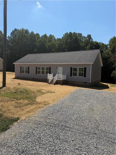 Homes For Sale - 5103 Center Road<br/> Jonesville, NC 28624