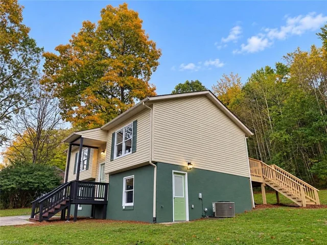 221 Riverside Drive, photo 4 of 49